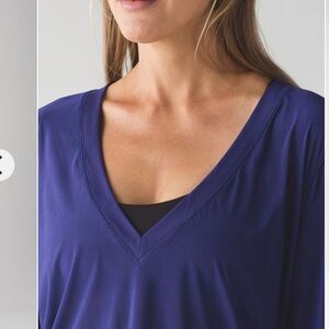 🌺 lululemon MESH V neck lightweight long sleeve top🌺